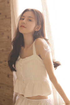 第一次同房要脱完吗